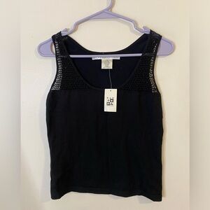 Max Studio Silk Blend Women’s Gothic Black Crochet with shiny beads Top size XS